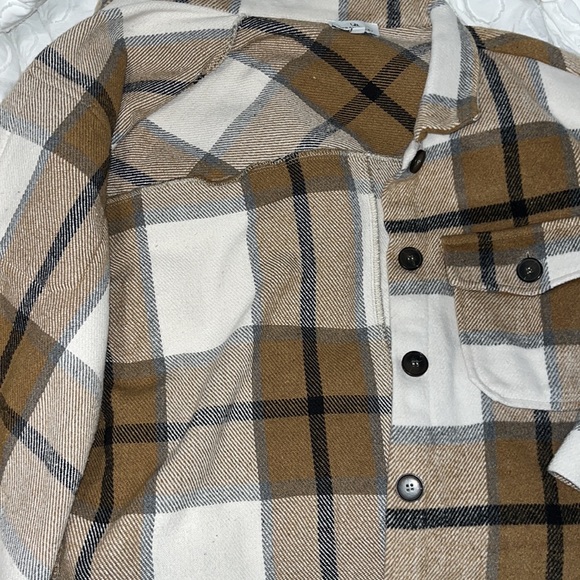 Boutique Shacket!! - Picture 3 of 3